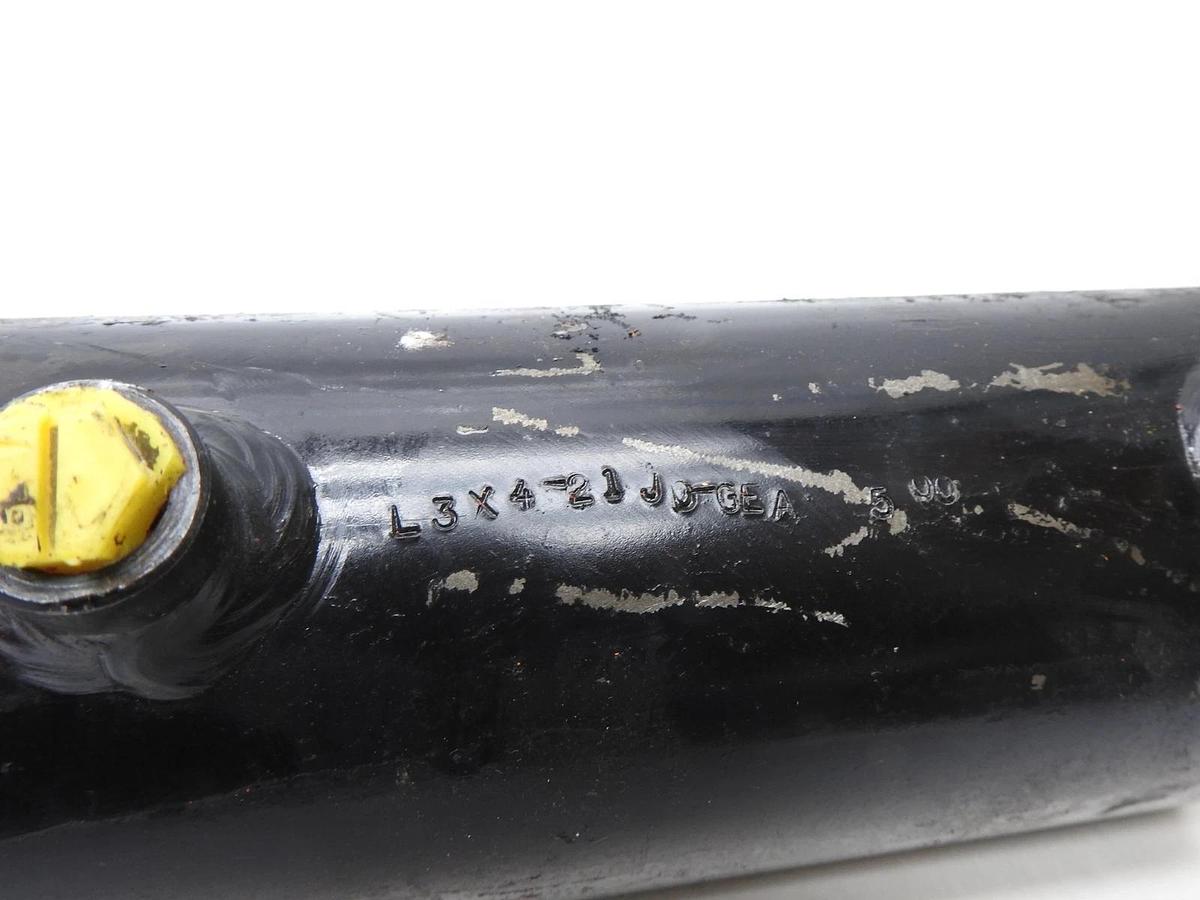 Hydraulic Tilt Cylinder for John Deere L3X4‐21JD, L3X4 21 - NOB NEW