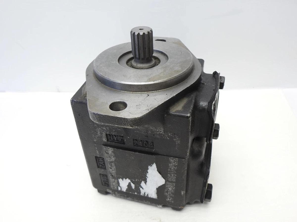 GENUINE ParkerT6CM B17 3R01 C1 Industrial Vane Pump 024-44407-0/01 - OEM NOB NEW