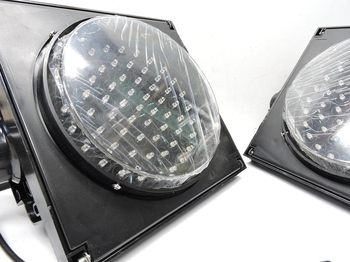 (Box of 2) - LLI Lighting CFLBC08-Y-T Solar Powered 8" Flashing Beacons - NEW!