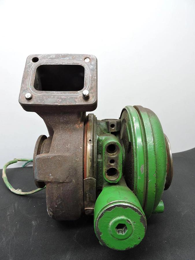 Genuine John Deere RE549136 Garrett DZ118538 DZ120173 Turbo Charger
