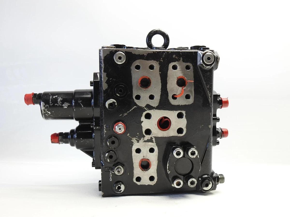Volvo 11172246 Wheel Loader Control Valve for L90F (Parker M200LS Series) - OEM