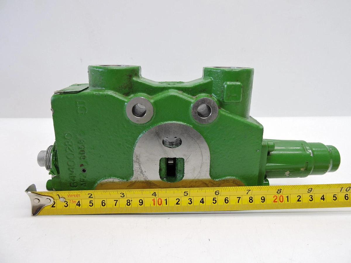 John Deere Hydraulic Control Section 641400280 AF 0068 NEW READ