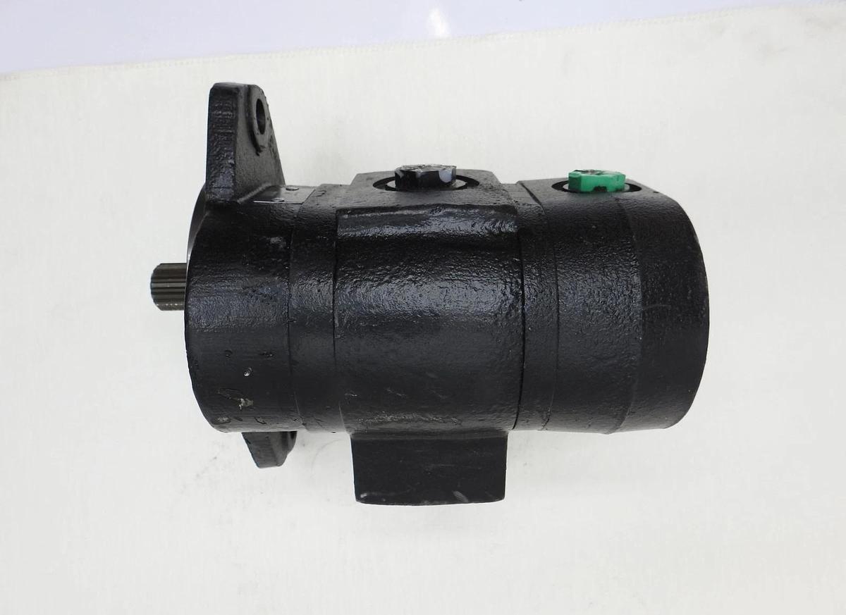 OEM Genie 102781, 102781GT Tandem Hydraulic Pump Lift Z80 GENUINE Danfoss NEW