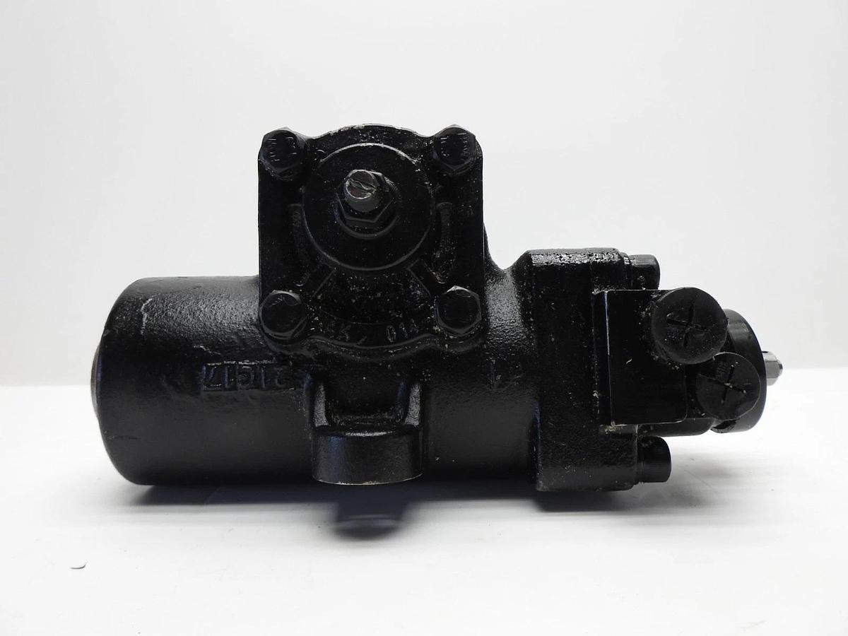 Lares 581056 Power Steering Gear box 010 80T