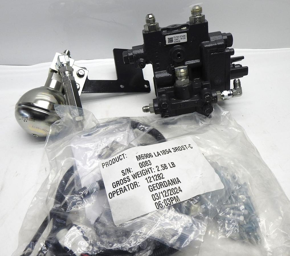 Kubota 7J441-78128 3rd Function Valve Kit for LA1854 M6906 - OEM NEW!