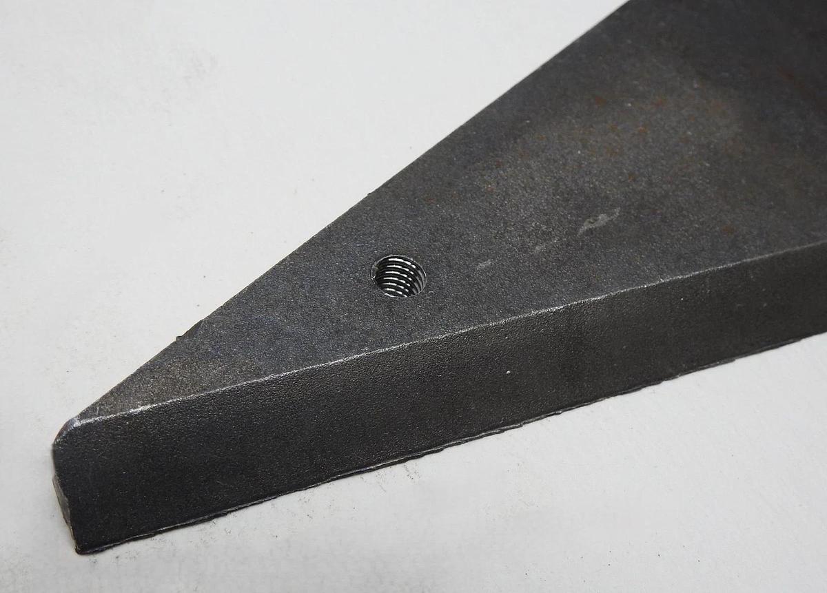 Backing Plate Supreme OSM17X for Feed Wagon, TMR Mixers Knife - NEW!