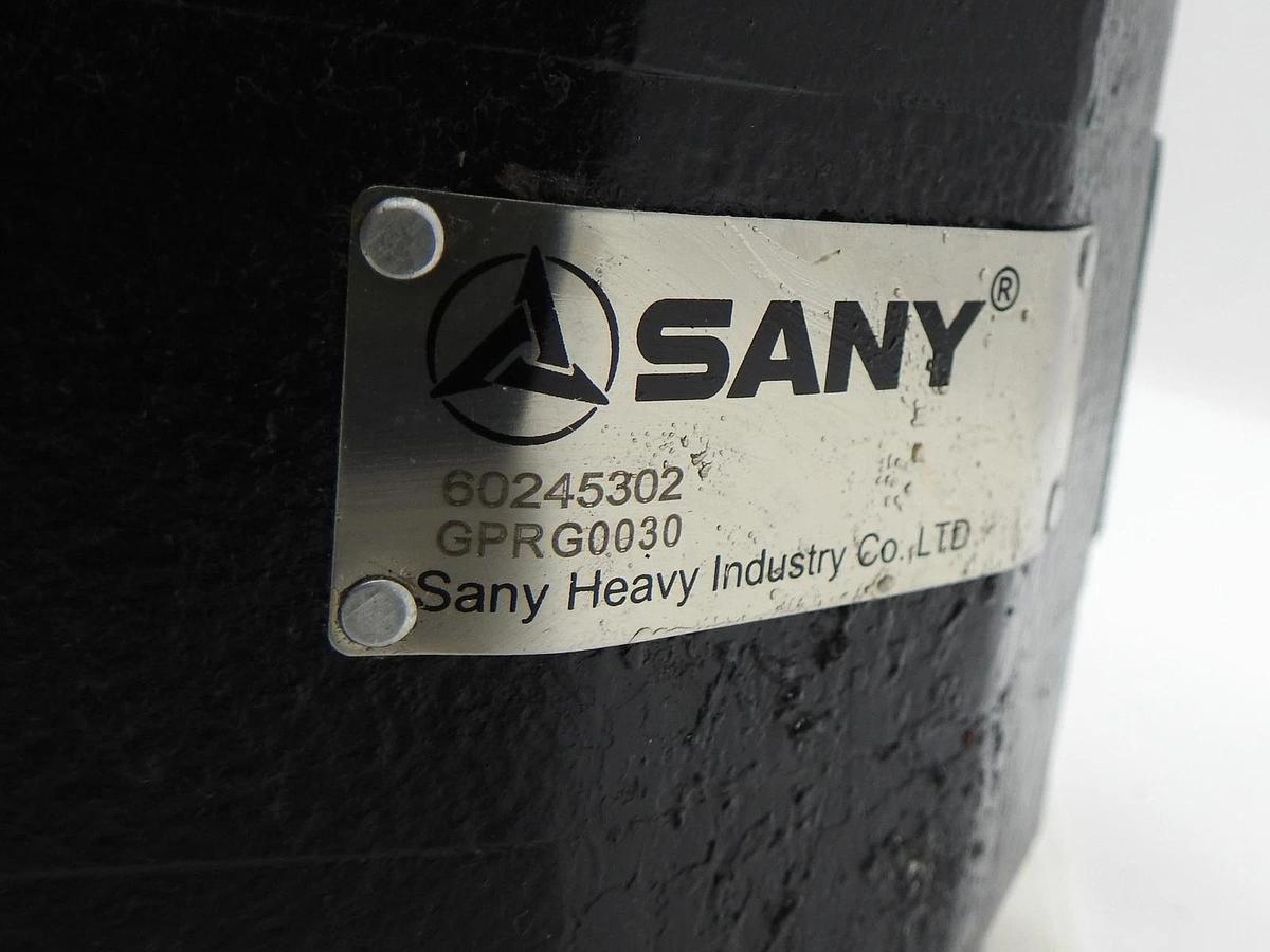 SANY Hydraulic Gear Motor 60245302 (14 Teeth, 4 Bolt) for Grader - Genuine OEM!