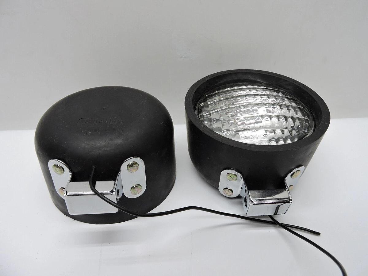 Set of 2 - Trucklite 4" Black Work Lights - NEW!
