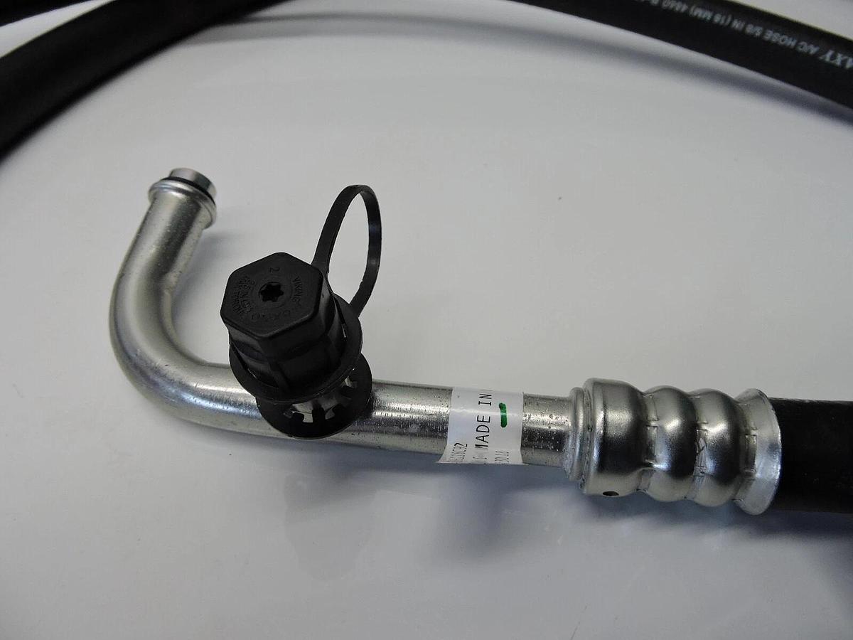 International Hose 3519118C92 Hose A/C EVAP TO COMP GENUINE OEM - IN STOCK - NEW