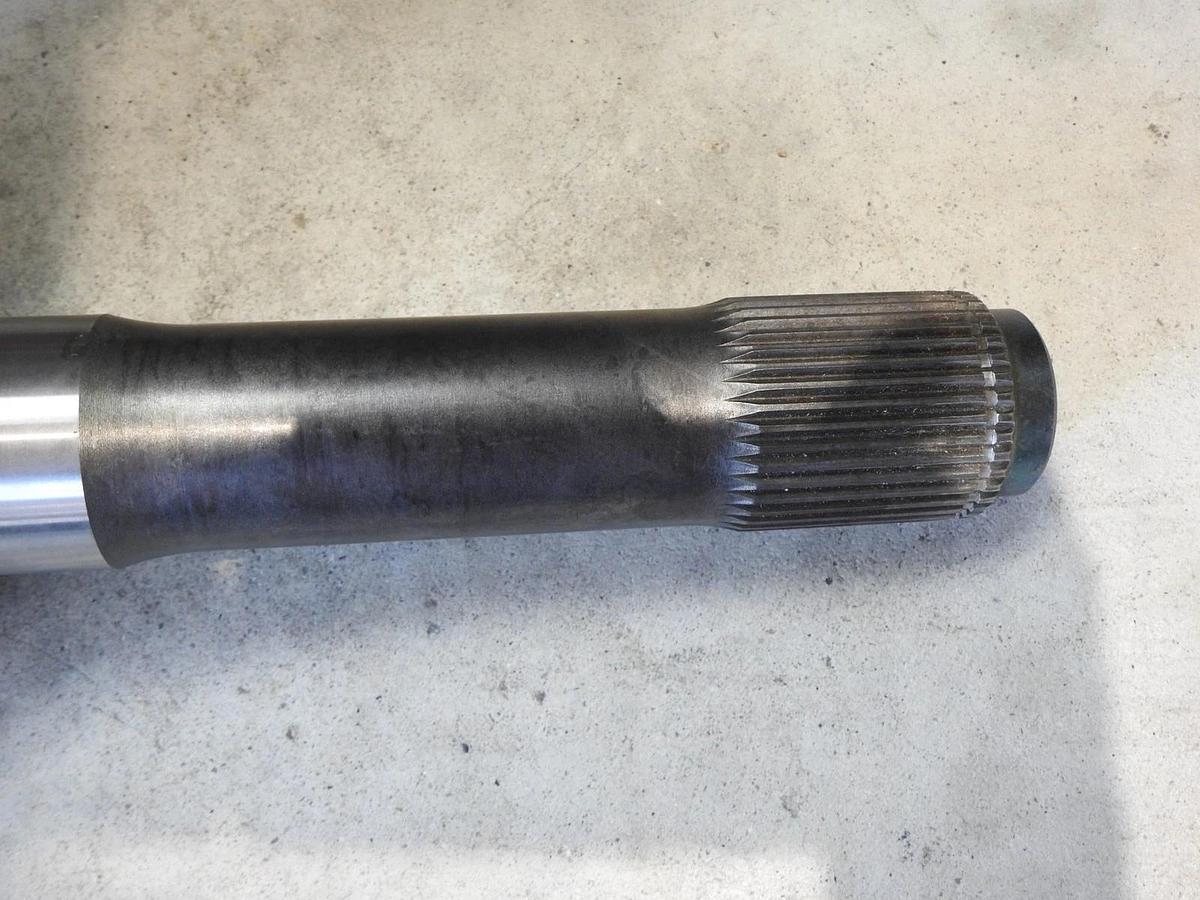 GENUINE Meritor A-3302E1045 Rockwell Double Joint Axle Shaft Assembly - NOB NEW!