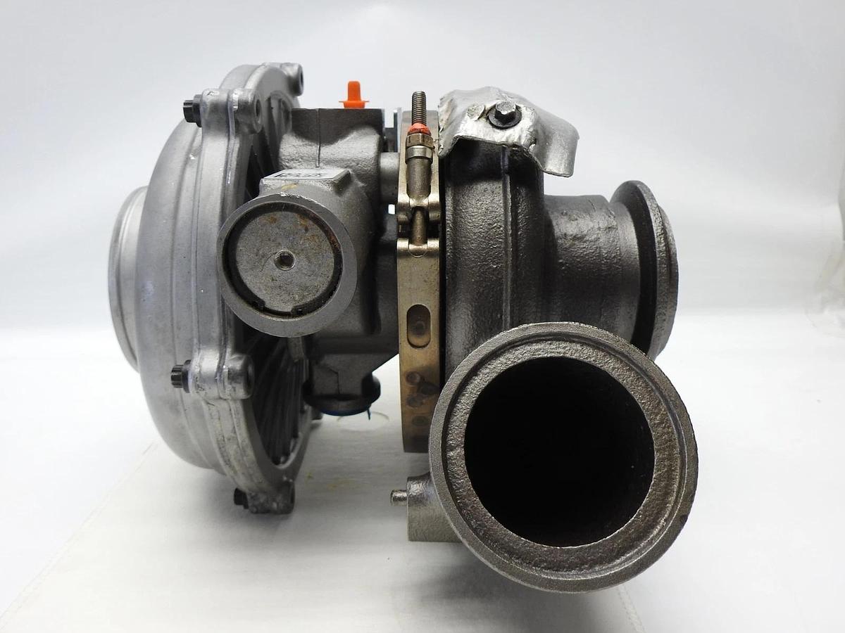 1877833C92 GENUINE International Turbocharger GT3782VA Garrett for 03-04 Ford