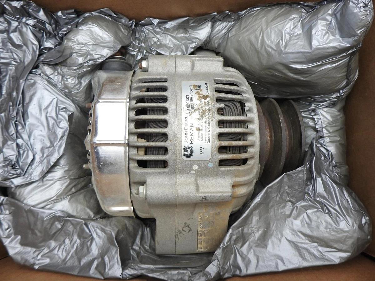 John Deere SE501371 Alternator *CORE* UNTESTED