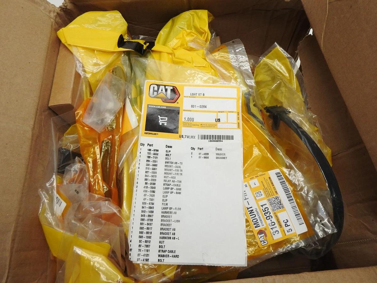 CAT 601-0264 Lighting Kit - Service for Wheel Loader - GENUINE OEM