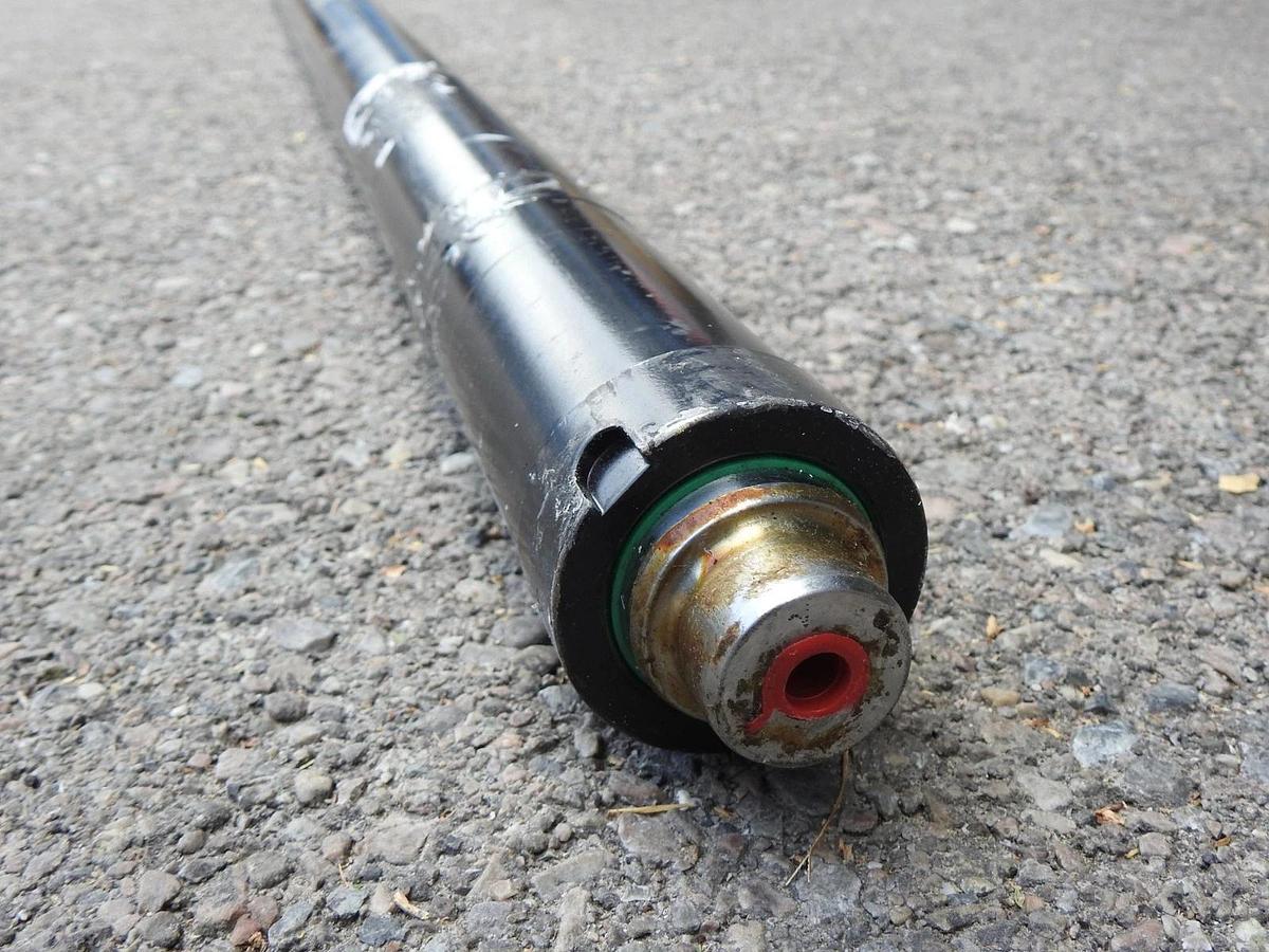 93052-20060 Hydraulic Cylinder PHPL 35-24-B11067 3107691(66-1/2" Length) 9305220