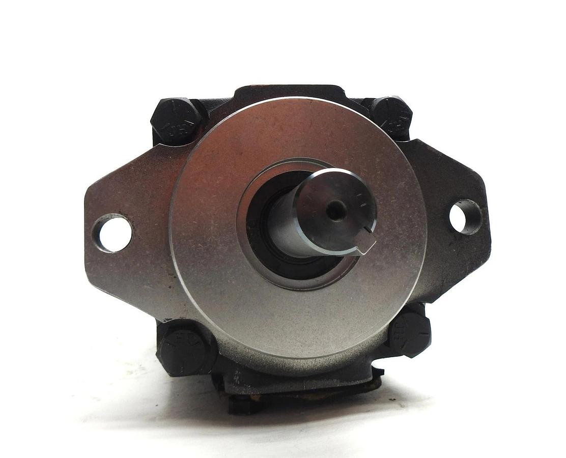 Labrie HYP01507 Hydraulic Pump, Double Vane Model # 712450 - NEW!
