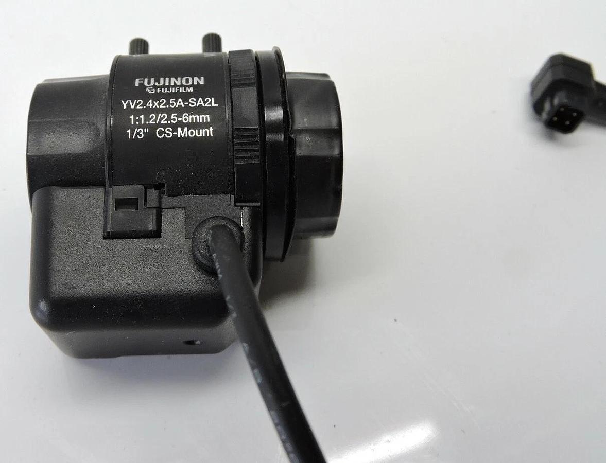 Fujinon Fujifilm YV2.4x2.5A-SA2L 1:1 2/2.5-6mm 1/3" CS-Mount - NEW