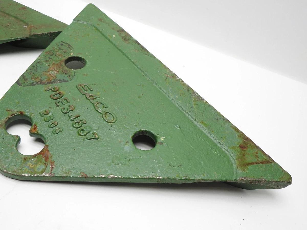OEM ESCO PDE34687 Sidecutter (3 Bolt) for Excavators (Lot of 2)