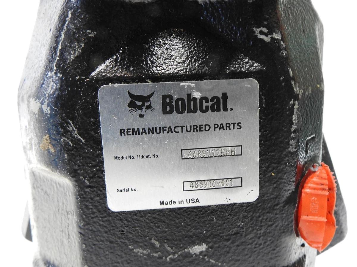 GENUINE Bobcat 6689772REM Hydraulic Drive Motor TOOLCAT 46910179, 6689772 OEM!