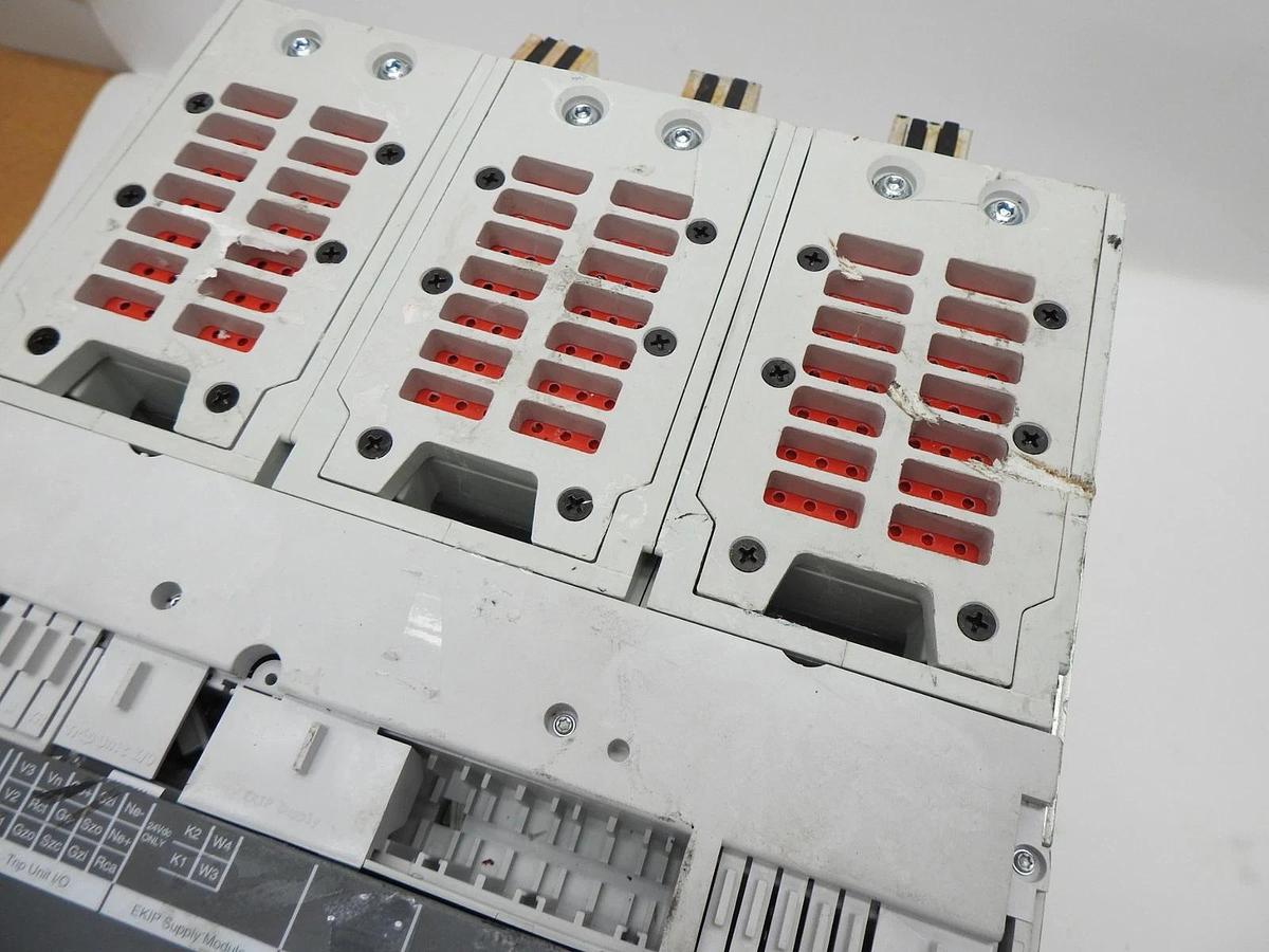 ABB SACE E2.2S-A Emax2 2000A 3P Breaker With Ekip Hi-Touch LSI - NEW READ DESC