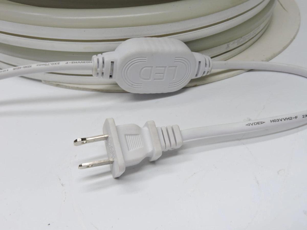 JS LED Power LED Flex Tube JE-004W-FN (WHITE) AC110V 30.5M/100'