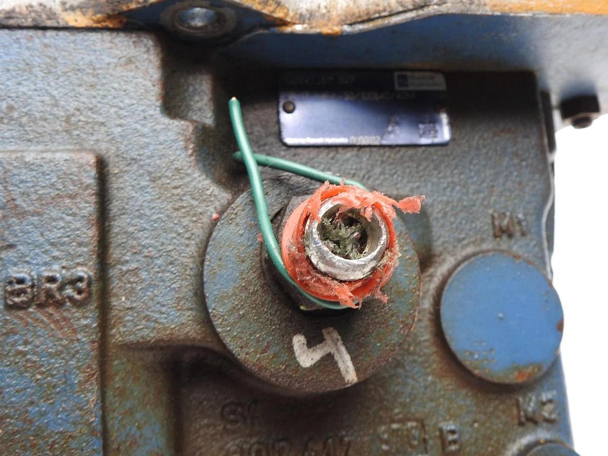 Rexroth LT 17 MFA-30/100B40/40M LT 17 Hydraulic - AS IS Core