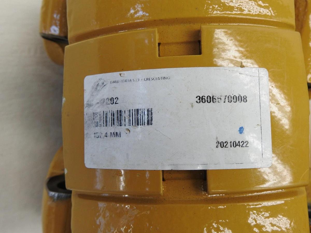 OEM CAT 166-7202 Front Drive Shaft Universal Joint ARTICULATED, EJECTOR TRUCK