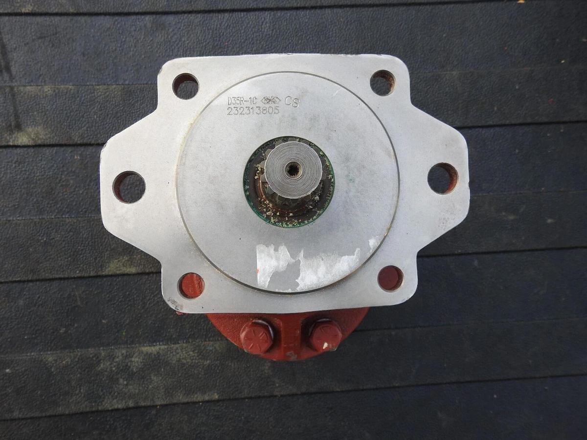 Geartek D35R-1C 6 BOLT, 14 Spline 232313805 Hydraulic Pump - NOB NEW!