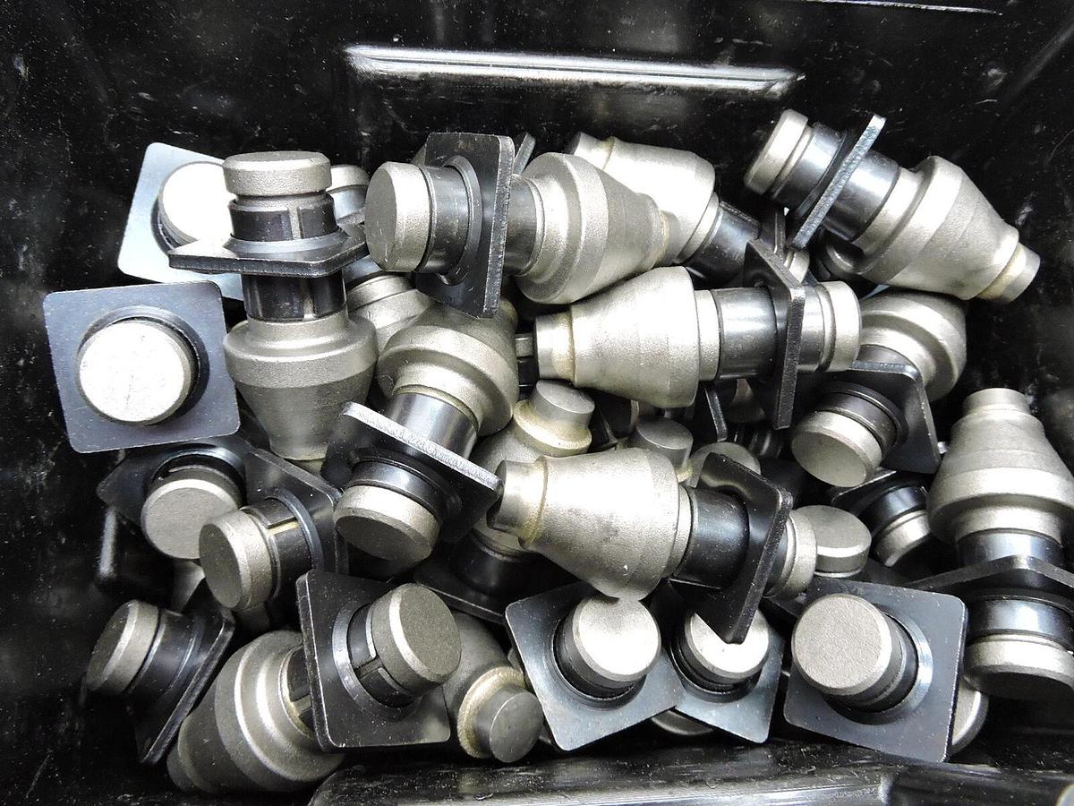 DMC Wear Parts DMC-855HD Kennametal Carbide Bits - lot of 49