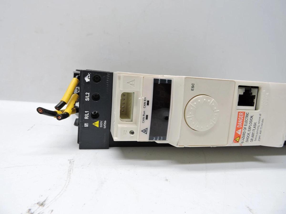 Schneider Electric ATV32HU22N4 Altivar 32 AC Speed Inverter Drive - NOB NEW!