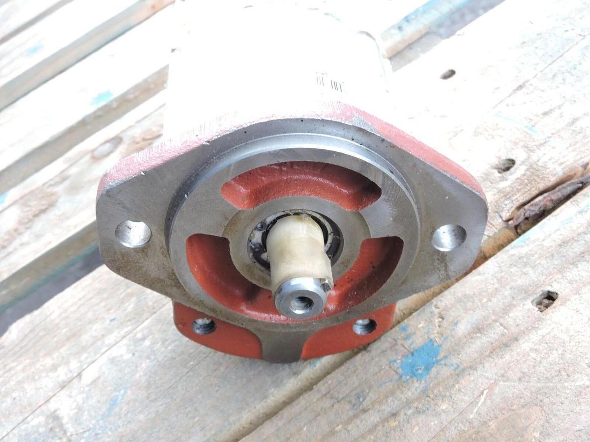 SALAMI S.p.A 2PE Series Aluminum Gear Pumps 612035432 + 612034562 - NOB NEW!