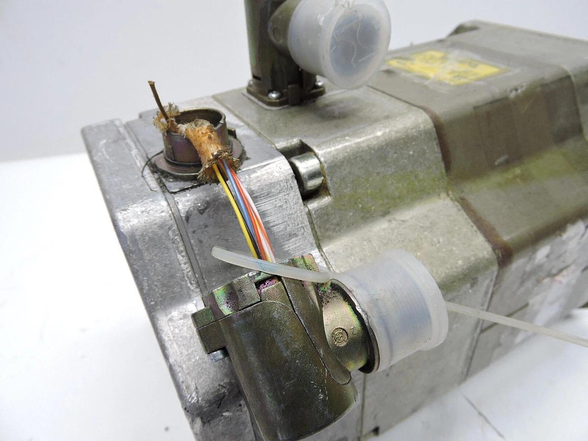Siemens 1FK6083-6AF71-1SA0 Servo Motor 1FK60836AF711SA0 1FK6083-6AF71