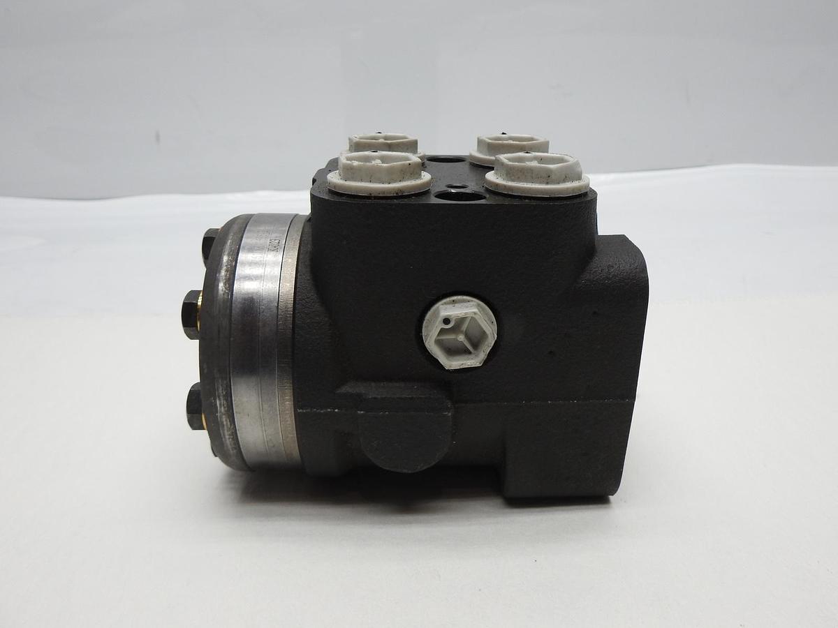 GENUINE Danfoss OSPC 100 LS Hydraulic Steering Gear Unit 150-8217 - OEM NEW!