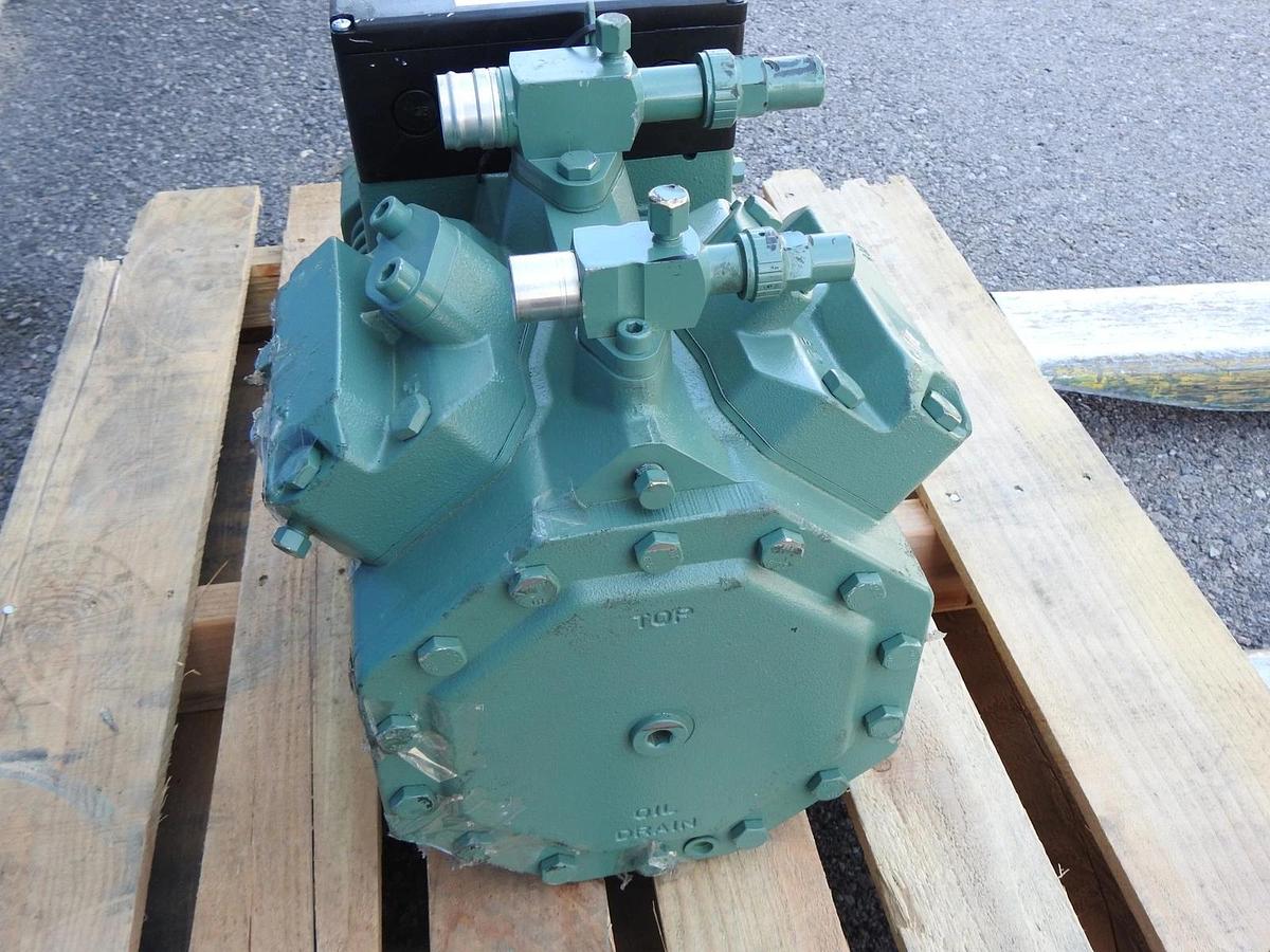 OEM Bitzer 4CES-9-4SU Semi Hermetic Compressor 4CES94SU -NEW BROKE MOUNTING TABS