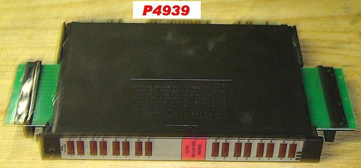 Used SIEMENS 32PT. OUTPUT MODULE #500-5056