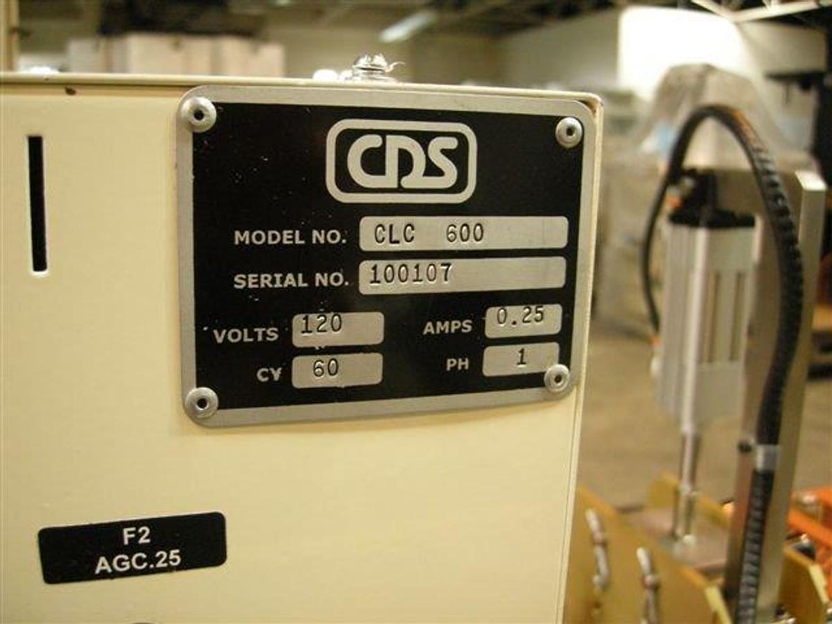 Used Mould-Tek Additive Feeder