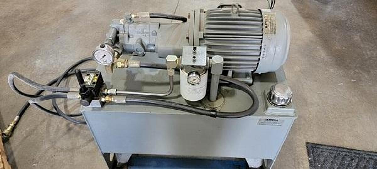 Used Matzka Hydraulic Core Pull Unit