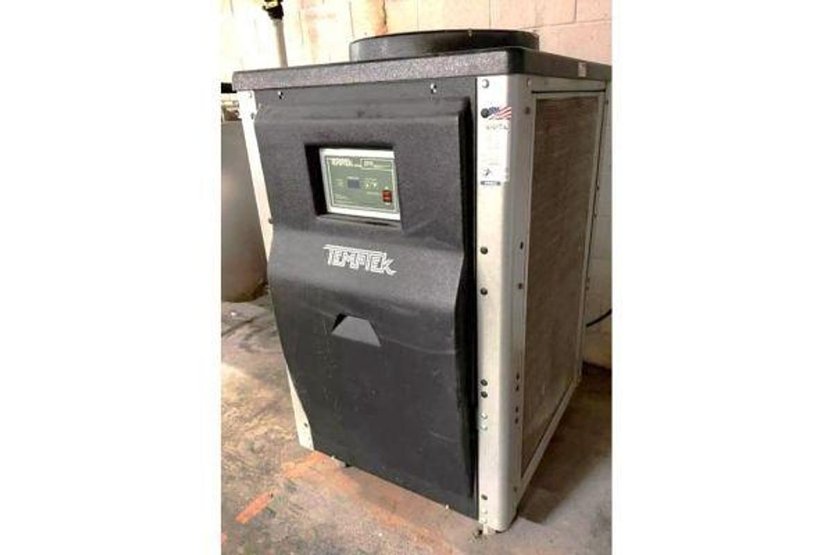 Used Temptek 5 Ton AC Chiller w/external tank