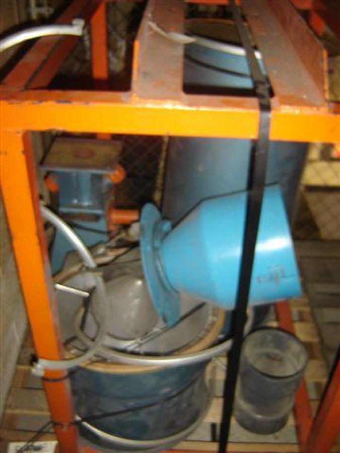 Used 240# Hopper W/Stand (Non-Insulated)