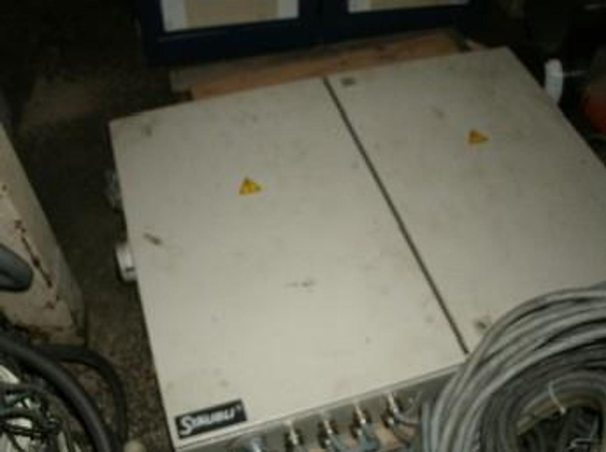 Used Staubli QMC-121 Magnetic Clamping System