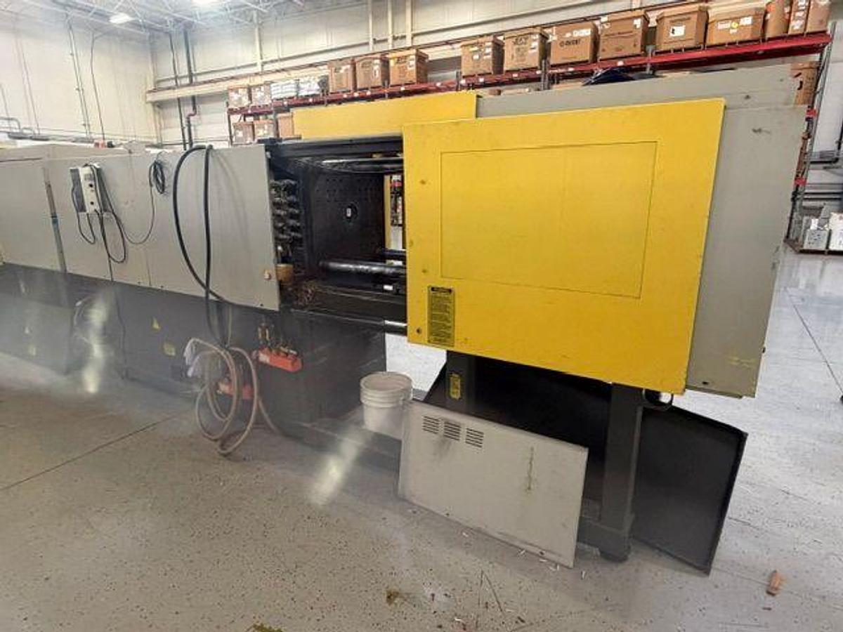 Used 110 Ton Cincinnati Roboshot Injection Mold Machine