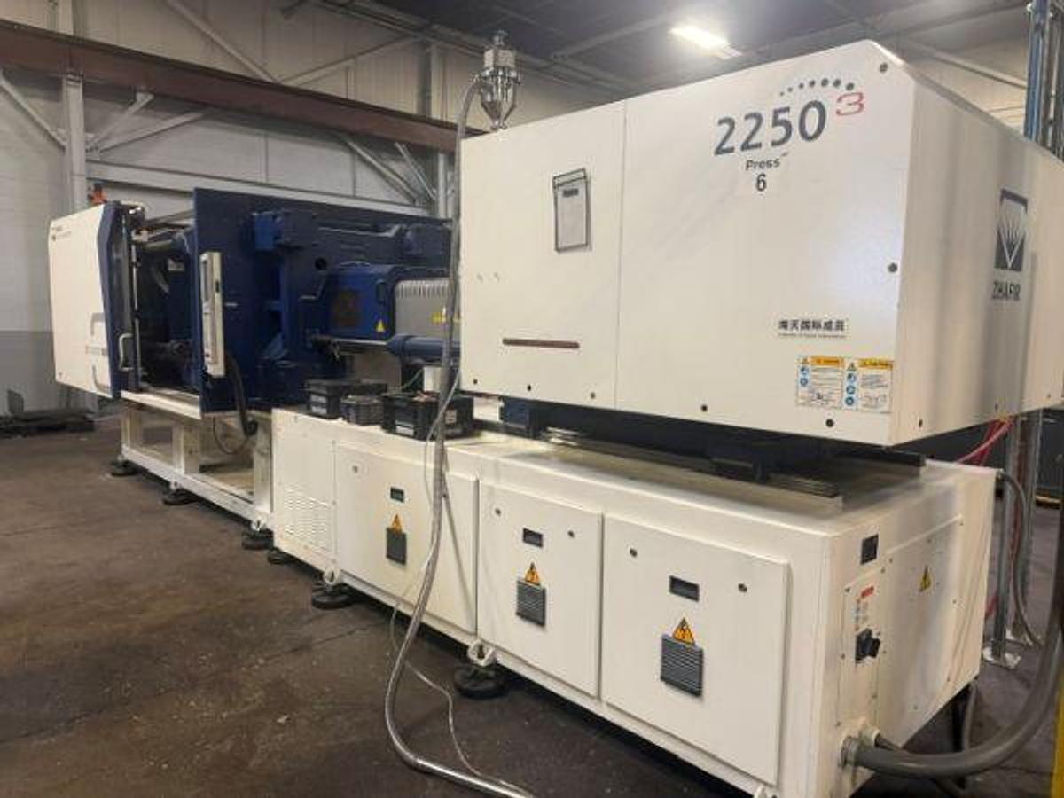 Used 405 Ton Haitian Zafer Injection Mold Machine