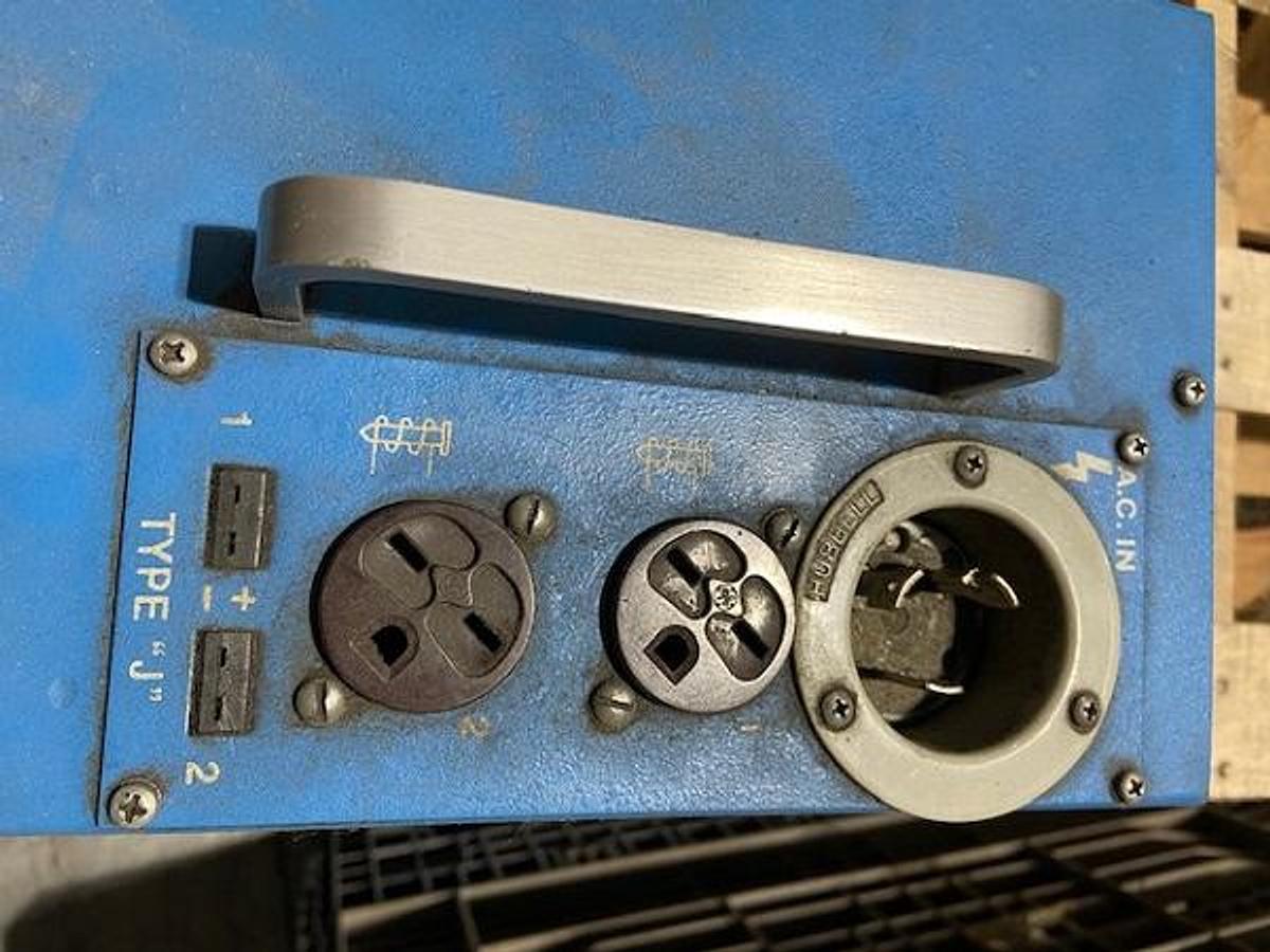 Used DME 2 Zone Hot Runner