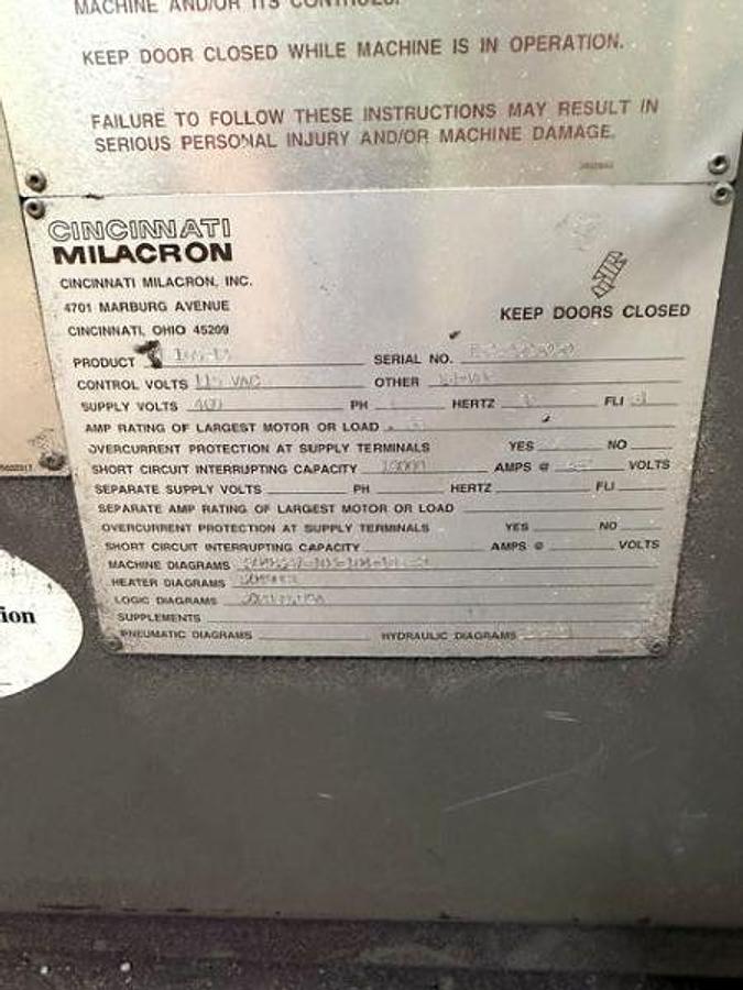 Used 165 Ton Cincinnati Injection Mold Machine