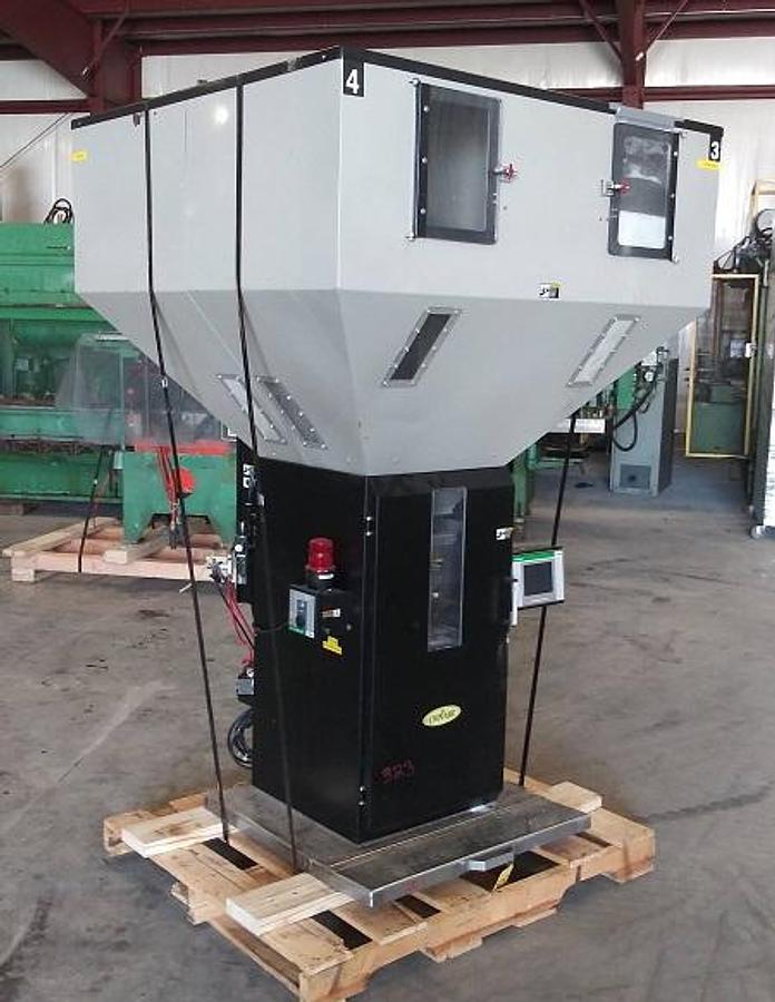 Used Conair TB900 4 Component Blender