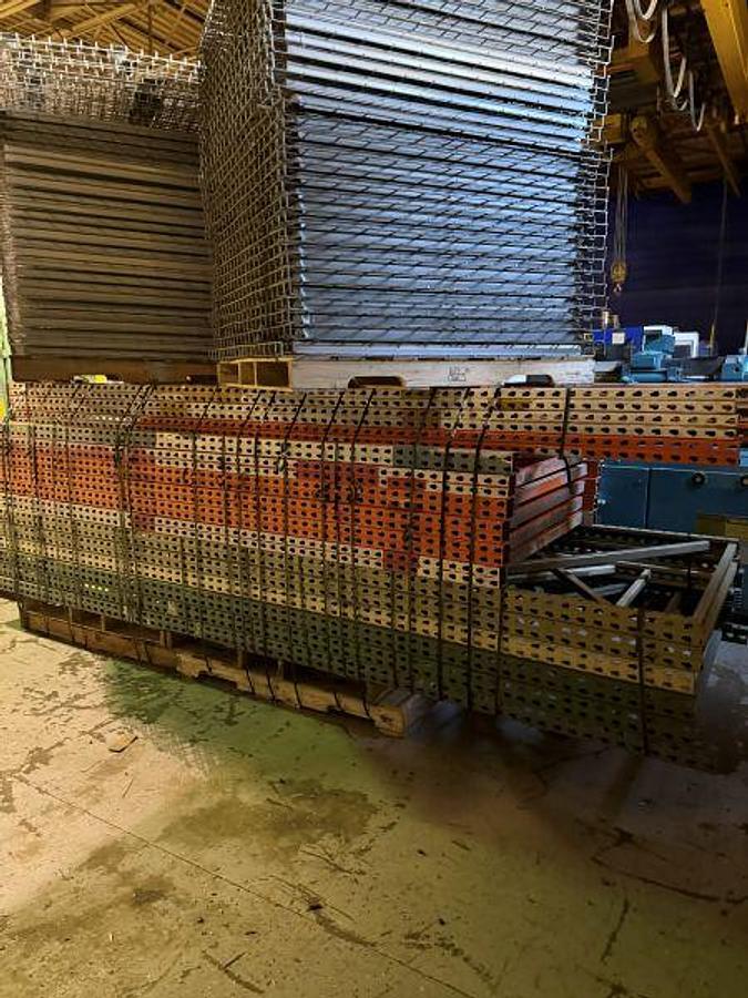 Used Pallet Racks & Shelves