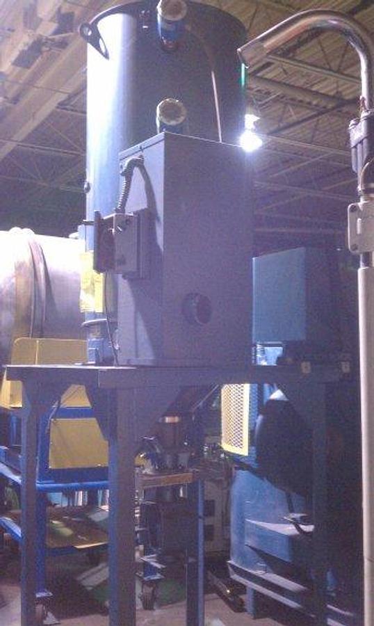 Used Una-Dyn DHD-6 Dryer w/800 lb Hopper