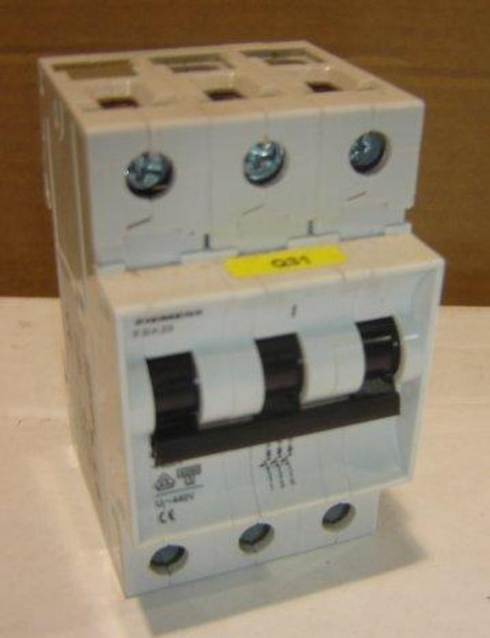 Used SIEMENS CIRCUIT BREAKER #5SX23