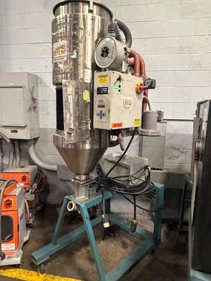 Used Dri-Air ARID-X 35 Dryer w/150 lb hopper on cart