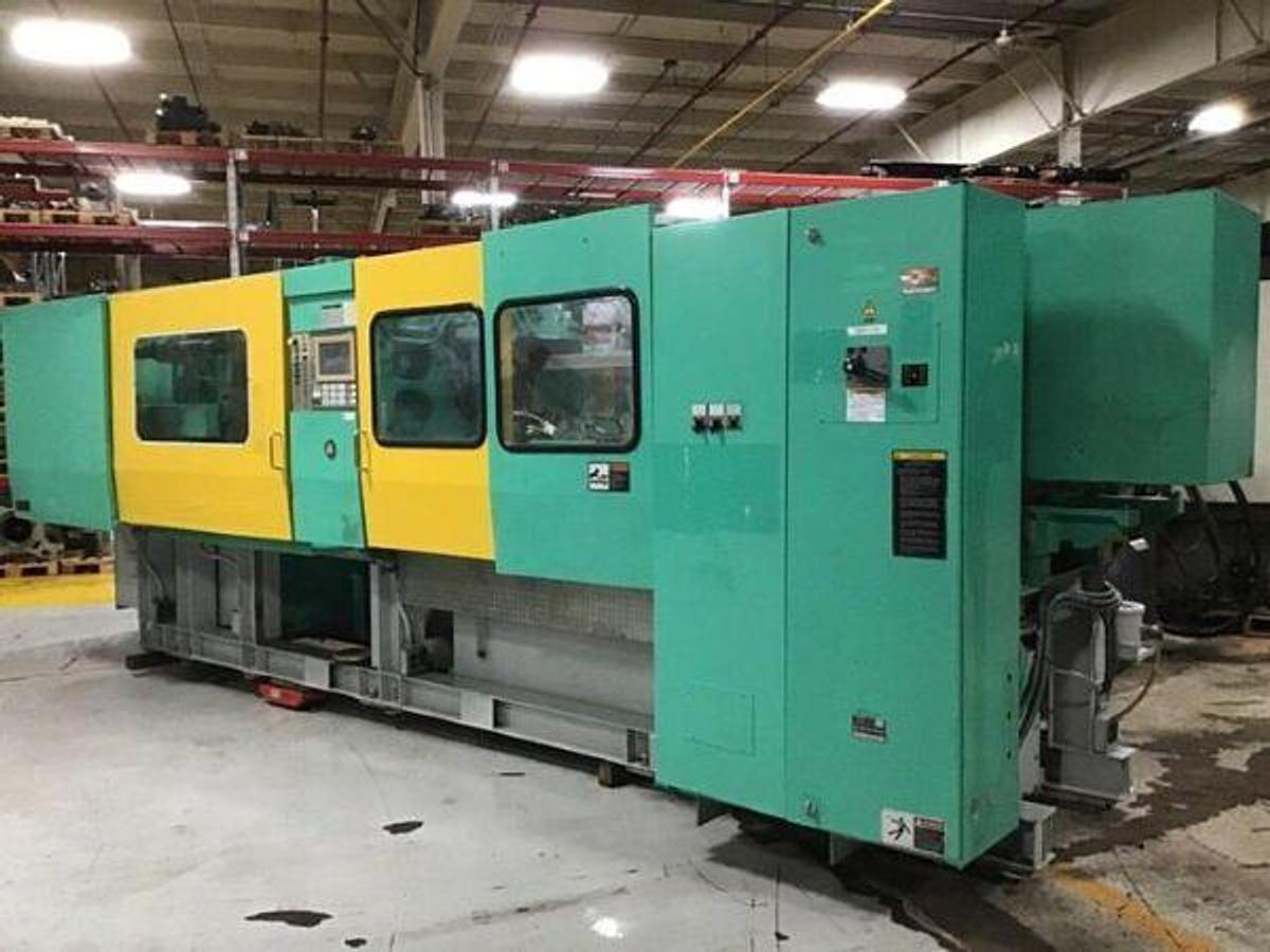 Used 308 Ton Toshiba Injection Mold Machine