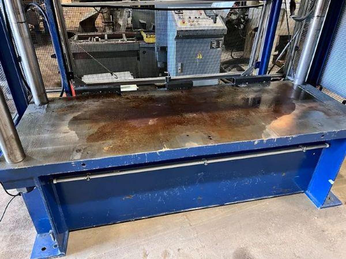 Used 50 Ton Macrodyne 4-Post Hydraulic Press